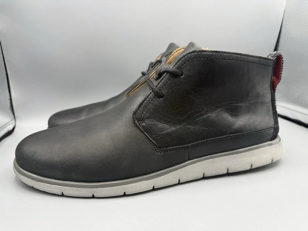 UGG Freamon Black Leather Waterproof Chukka Ankle Boots 1017277 Men’s Size 11